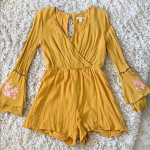 Super cute yellow Franchescas romper